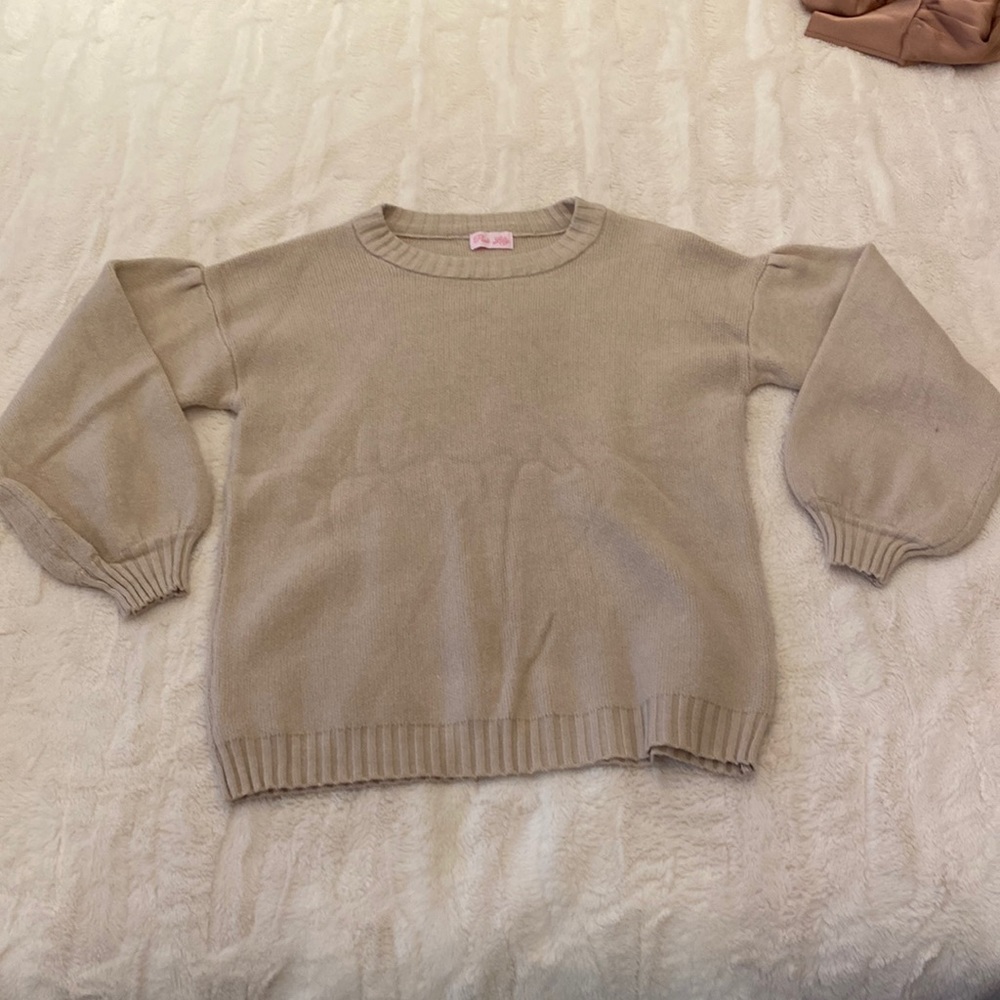 TAN SWEATER